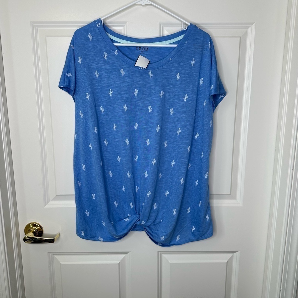 IZOD Blue with White Cactus Short Sleeve Top Size XXL